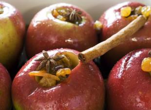 Dolci alle mele - tre ricette deliziose e semplici