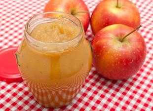 Традиционно вкусное яблочное повидло: самые простые рецепты Повидло с яблок добавить ванилин корицу
