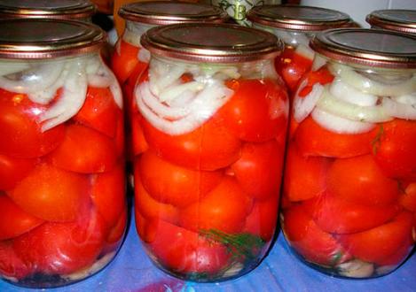 Najlepsze przepisy na pomidory marynowane na zimę, słodkie i smaczne bez sterylizacji