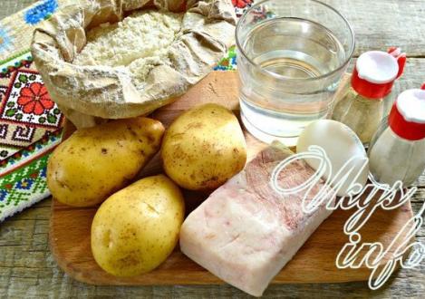 Ukrainian dumplings: recipe with lard, potatoes and onions How long to cook dumplings with potatoes and lard
