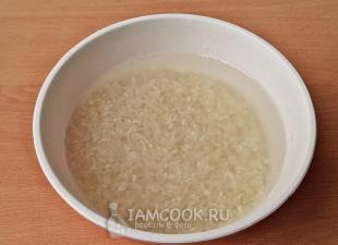 Porridge di riso con carne: sostanzioso, semplice, delizioso!