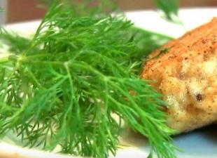 Cotolette di pollo al vapore: il cibo dietetico può essere delizioso!