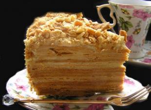 Torta napoleonica con crema pasticcera