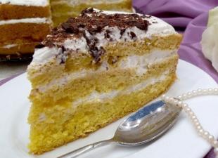 Homemade cake with sour cream